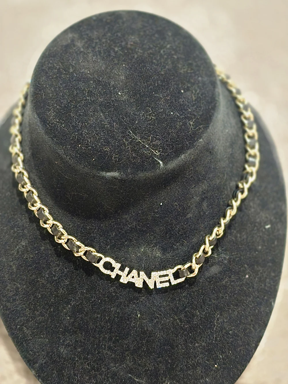 CHANEL 18kgp Gold Chain Logo Necklace - Women's Designer Jewelry